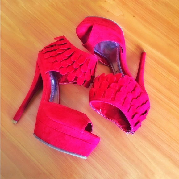 macys red heels